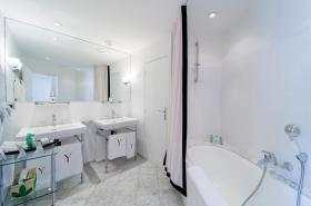 Hôtel Le Y - photo 16